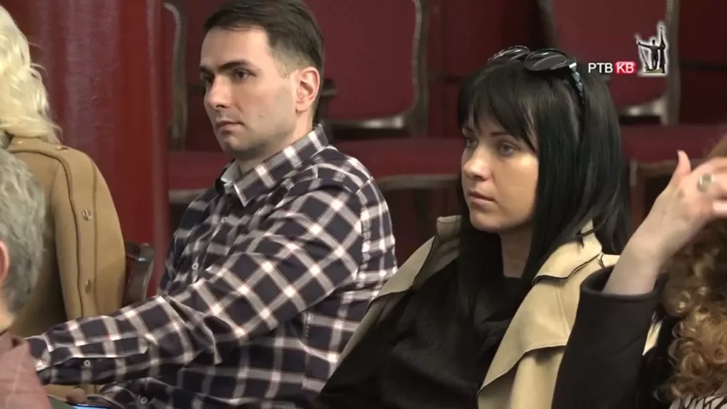 Prilog RTVKV U Kraljevu odrzana tribina Fondacije Dajana Paunovic